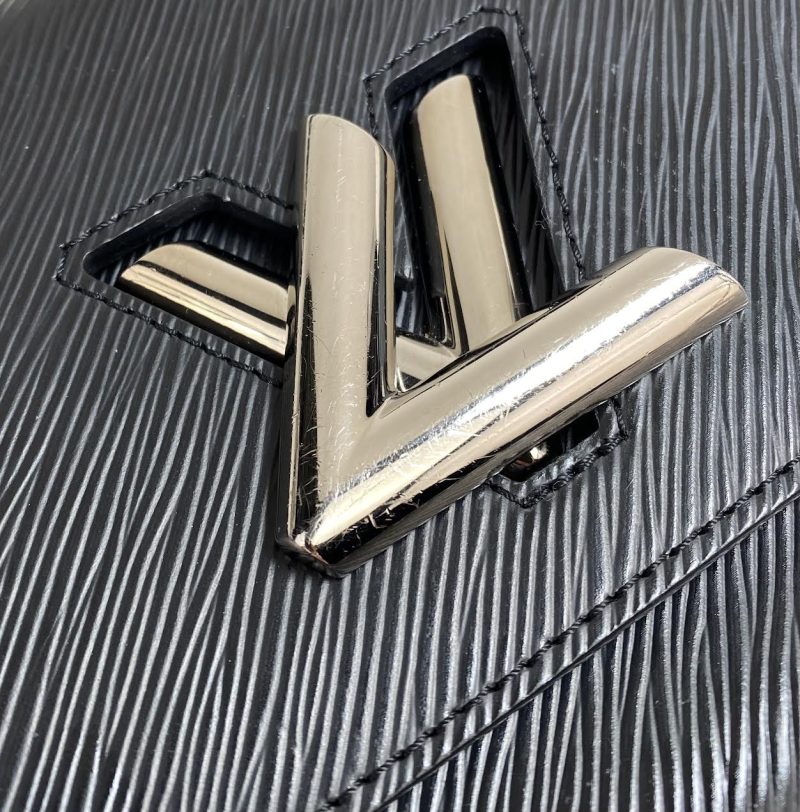 LOUIS VUITTON Epi Twist Black - Logoexplore - Image 6