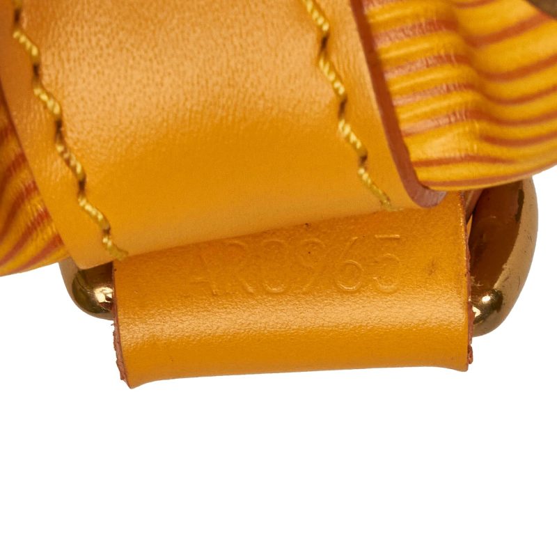 LOUIS VUITTON Epi Petit Noe Bucket Bag - Logoexplore - Image 7