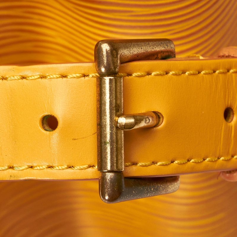 LOUIS VUITTON Epi Petit Noe Bucket Bag - Logoexplore - Image 8
