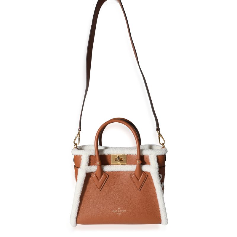 LOUIS VUITTON Caramel Calfskin and Shearling On My Side PM - Logoexplore - Image 2