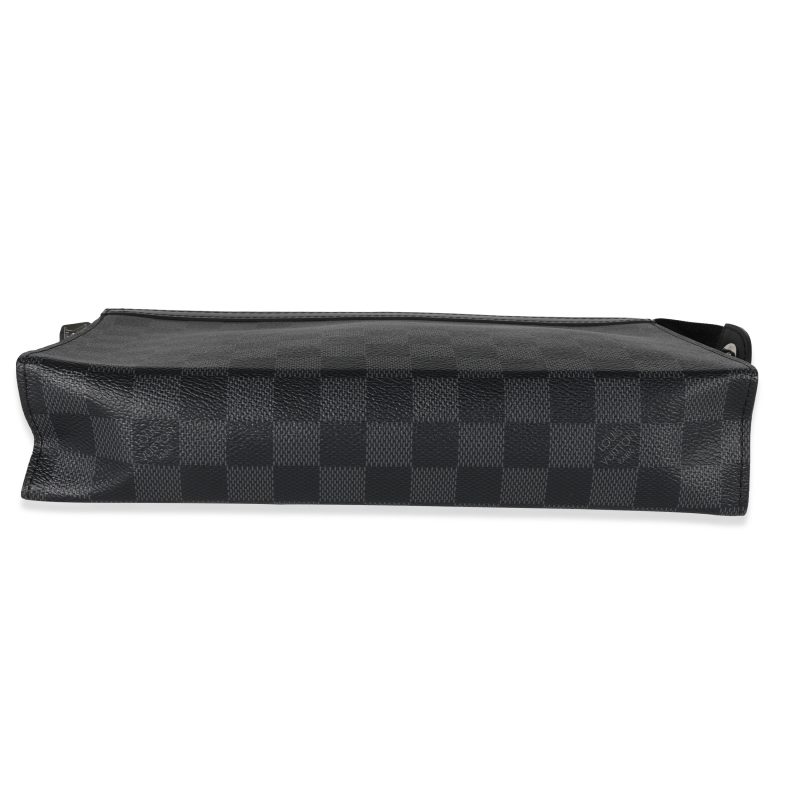 LOUIS VUITTON Damier Graphite Canvas Pochette Voyage MM - Logoexplore - Image 5