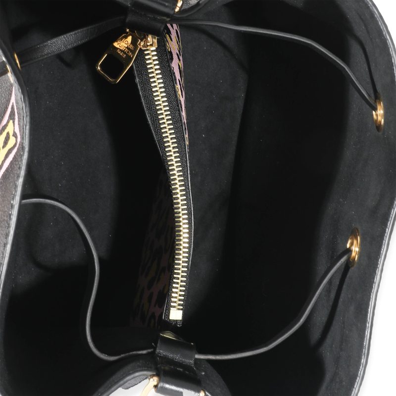 Louis Vuitton Black Monogram Giant Wild At Heart Canvas NéoNoé MM - Logoexplore - Image 8