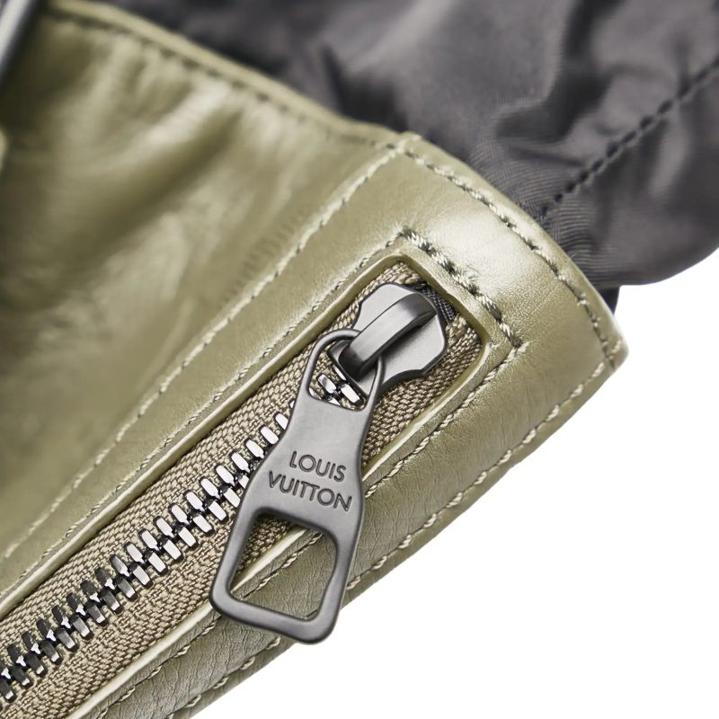 Louis Vuitton Chalk Sling Bag Green Monogram Leather - Logoexplore - Image 8