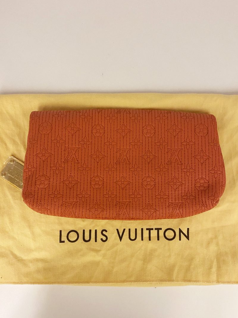 Louis Vuitton Clutch TWS pop - Logoexplore - Image 9