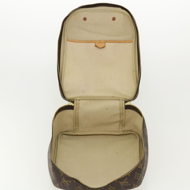 Louis Vuitton Excursion Handbag - Logoexplore - Image 5