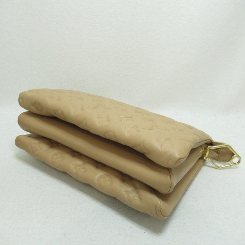 LOUIS VUITTON Coussin PM Shoulder Bag Beige Lamb leather leather M57791 - Logoexplore - Image 5