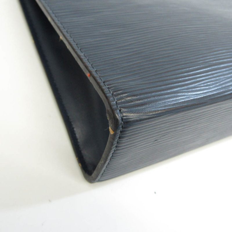 LOUIS VUITTON Epi Toiletry Pouch 26 M41367 Men,Women Pouch Indigo - Logoexplore - Image 4