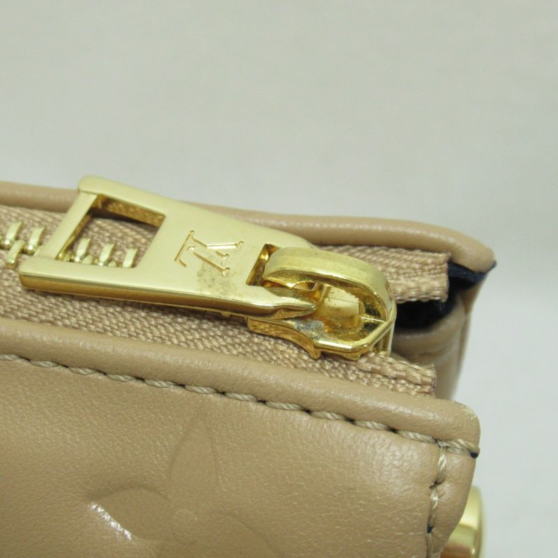 LOUIS VUITTON Coussin PM Shoulder Bag Beige Lamb leather leather M57791 - Logoexplore - Image 10