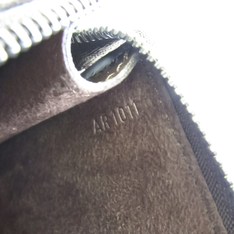 Louis Vuitton Epi Pochette Accessoires 24 M5294D Handbag Mocha - Logoexplore - Image 9