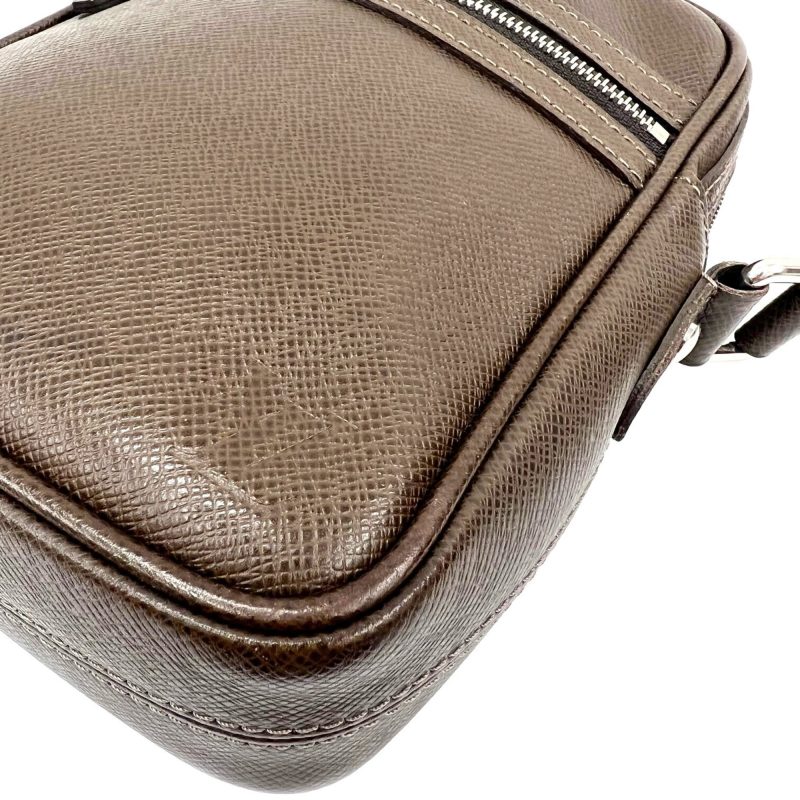 LOUIS VUITTON Dimitri Taiga Shoulder Bag M32468 MB4029 Men's Grizzly Brown - Logoexplore - Image 6