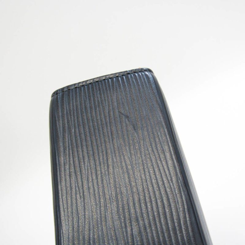 LOUIS VUITTON Epi Toiletry Pouch 26 M41367 Men,Women Pouch Indigo - Logoexplore - Image 6