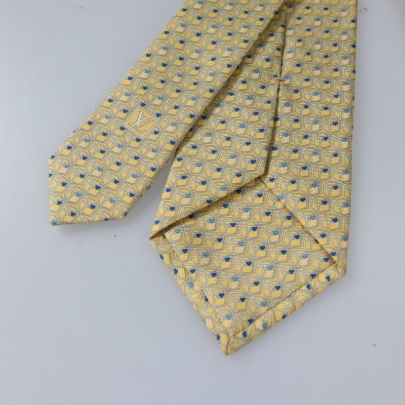 LOUIS VUITTON Cravat Cube Trunk Tie M73122 Silk Yellow Series Box Whole Pattern - Logoexplore - Image 4