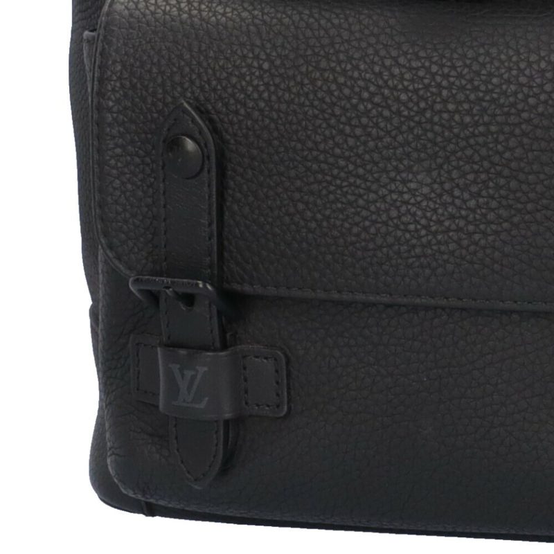 LOUIS VUITTON Christopher Backpack Rucksack/Daypack Leather Unisex - Logoexplore - Image 8