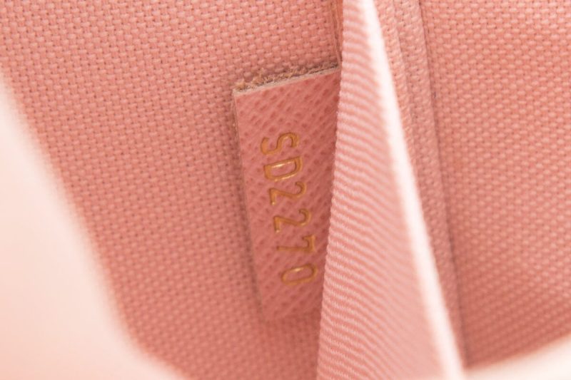 Louis Vuitton Felicie Pochette White Damier Cross-Body - Logoexplore - Image 8