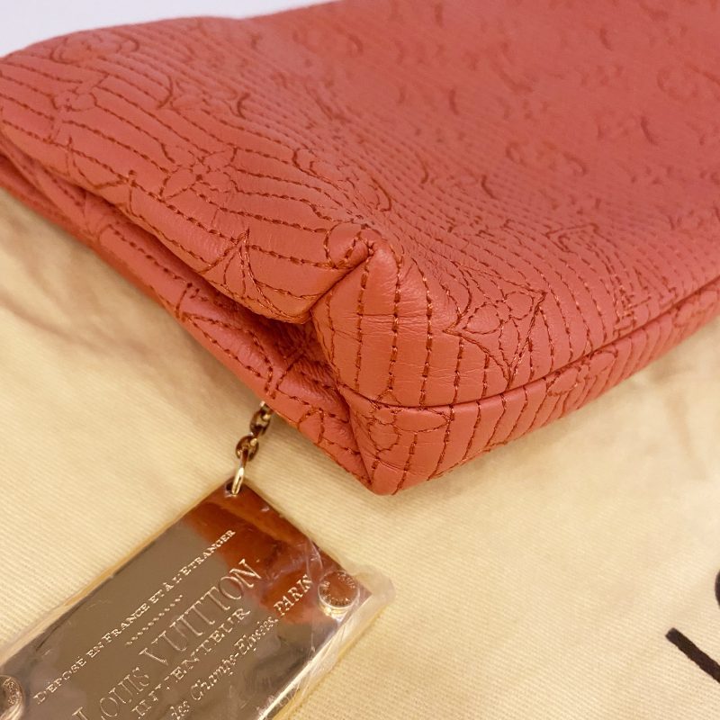 Louis Vuitton Clutch TWS pop - Logoexplore - Image 7