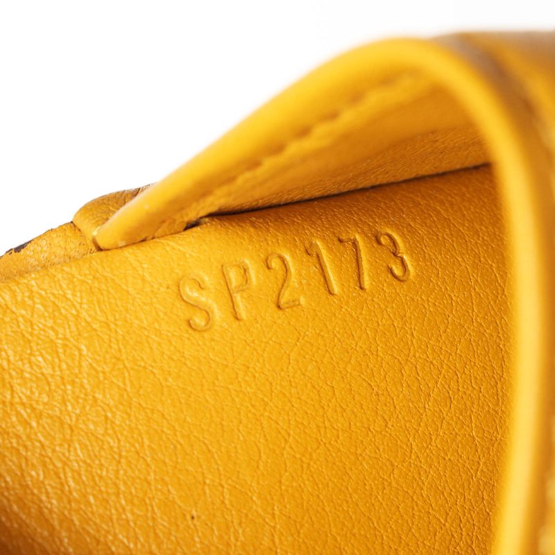 LOUIS VUITTON Epi Leather Bi-Fold Wallet - Logoexplore - Image 7