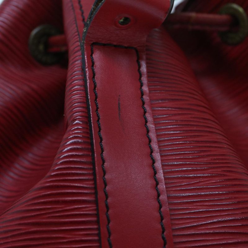 LOUIS VUITTON Epi Petit Noe Shoulder Bag Red M44107 LV  48976 - Logoexplore - Image 5