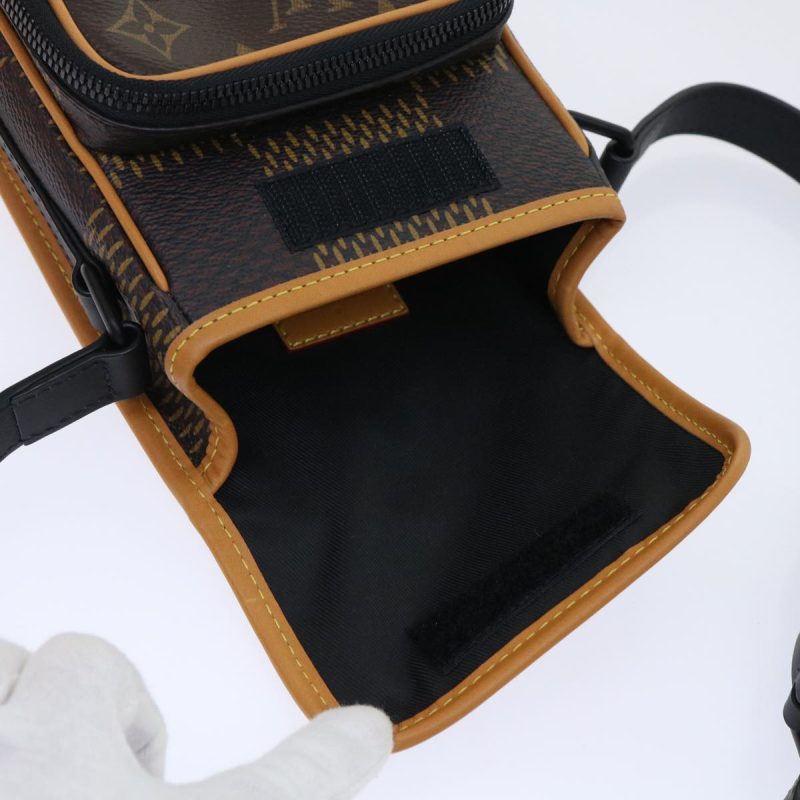 LOUIS VUITTON Damier Ebene Giant LVxNIGO Amazon Messenger Bag N40357 Auth 49475A - Logoexplore - Image 9