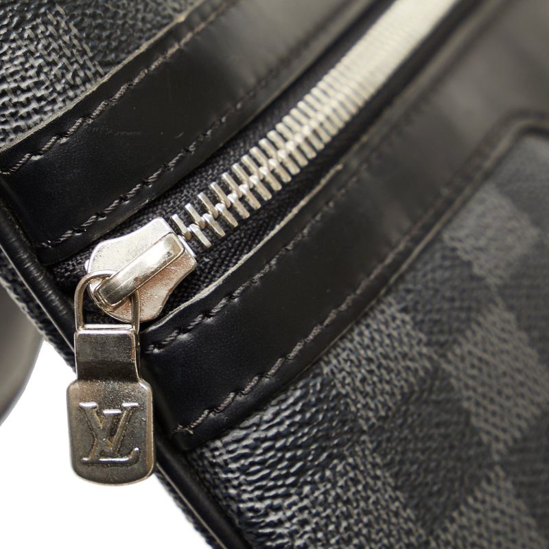 LOUIS VUITTON Damier Graphite Thomas Crossbody Bag - Logoexplore - Image 8