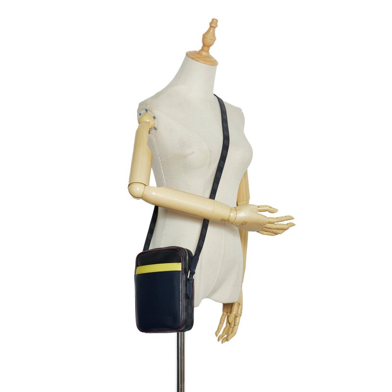 LOUIS VUITTON Epi Danube Crossbody Bag - Logoexplore - Image 9