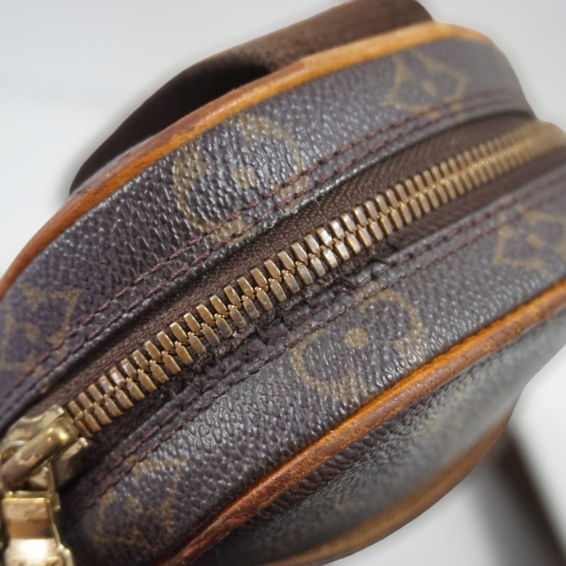 Louis Vuitton Crossbody - Logoexplore - Image 10