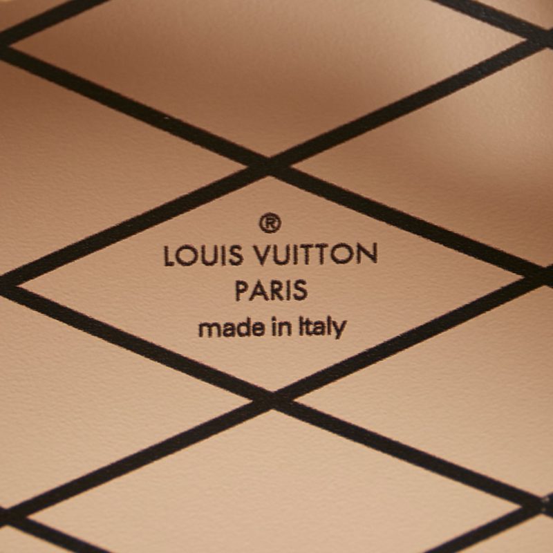 Louis Vuitton Boite Chapeau Souple Mini Black Monogram Vernis - Logoexplore - Image 7