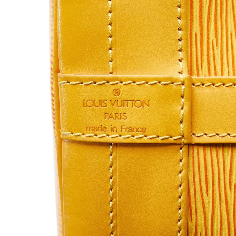 LOUIS VUITTON Epi Noe GM Bucket Bag - Logoexplore - Image 6