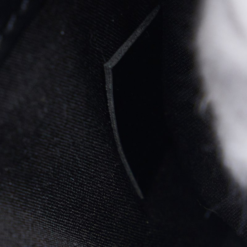 LOUIS VUITTON Epi Honfleur Clutch Bag - Logoexplore - Image 7