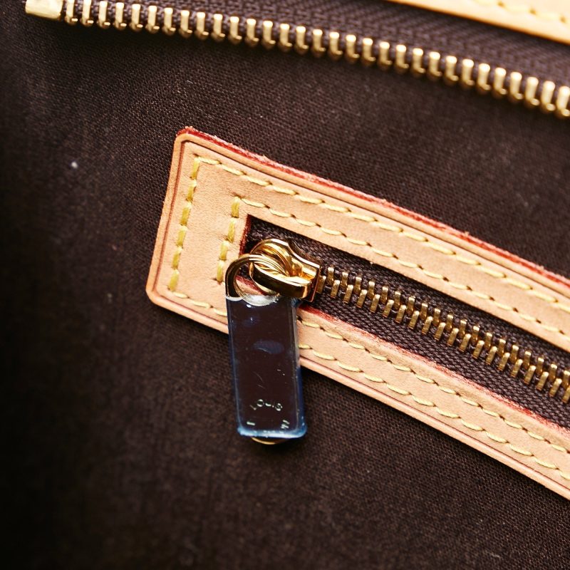 Louis Vuitton Brea MM Purple Monogram Vernis - Logoexplore - Image 8