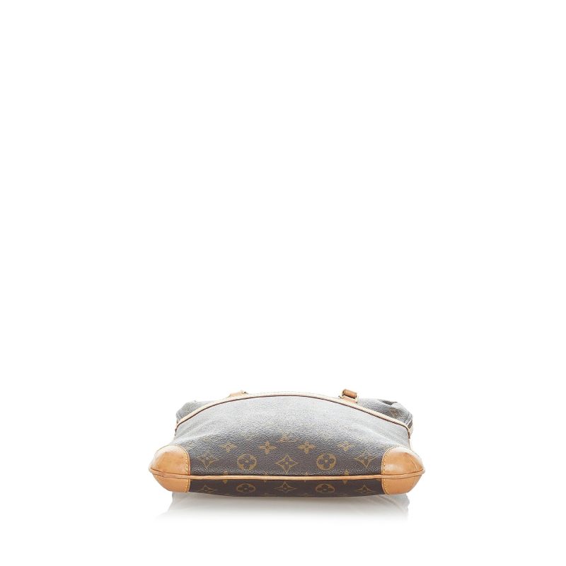 Louis Vuitton Coussin GM Monogram Canvas - Logoexplore - Image 4