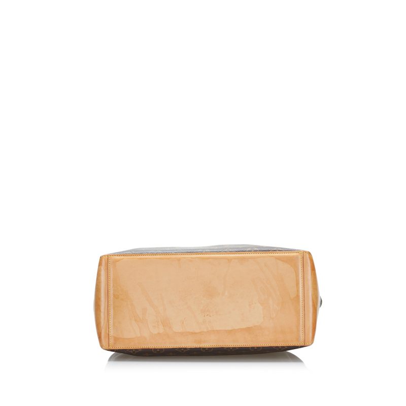 Louis Vuitton Cabas Mezzo Monogram Canvas - Logoexplore - Image 4