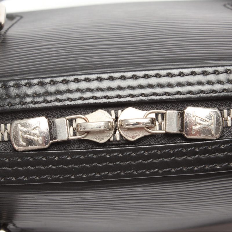LOUIS VUITTON Epi Jasmine - Logoexplore - Image 8