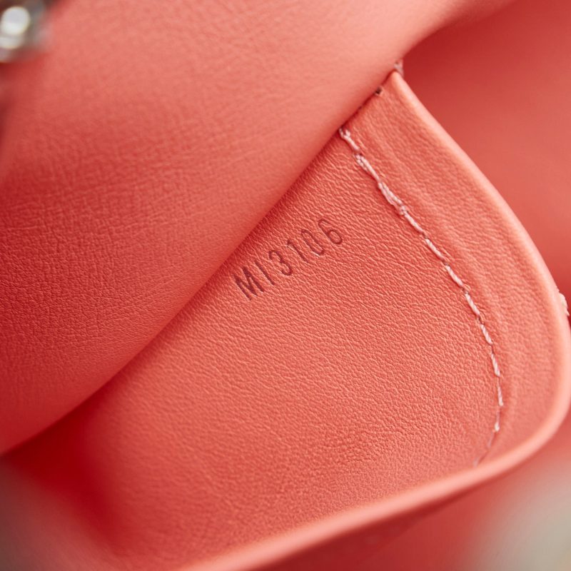 LOUIS VUITTON Capucines MM Handbag - Logoexplore - Image 8