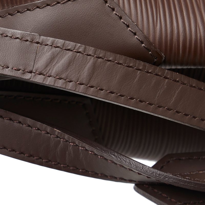 LOUIS VUITTON Epi Mandara MM Shoulder Bag - Logoexplore - Image 10