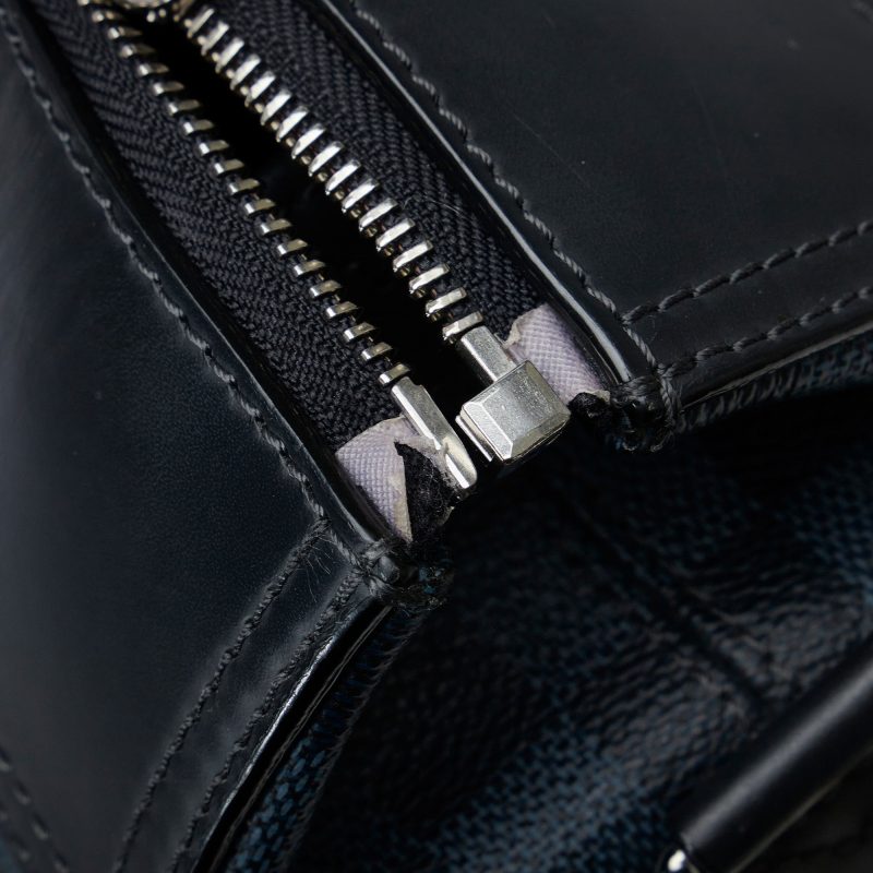 LOUIS VUITTON Damier Cobalt Greenwich Messenger Crossbody Bag - Logoexplore - Image 8