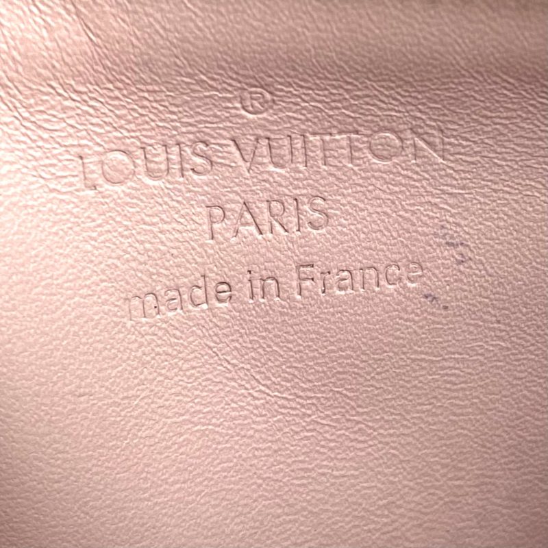 LOUIS VUITTON Cles Key Pouch Monogram Vernis - Logoexplore - Image 8