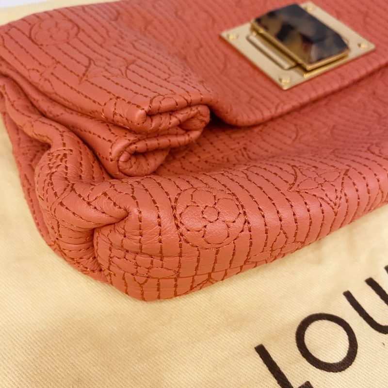 Louis Vuitton Clutch TWS pop - Logoexplore - Image 10
