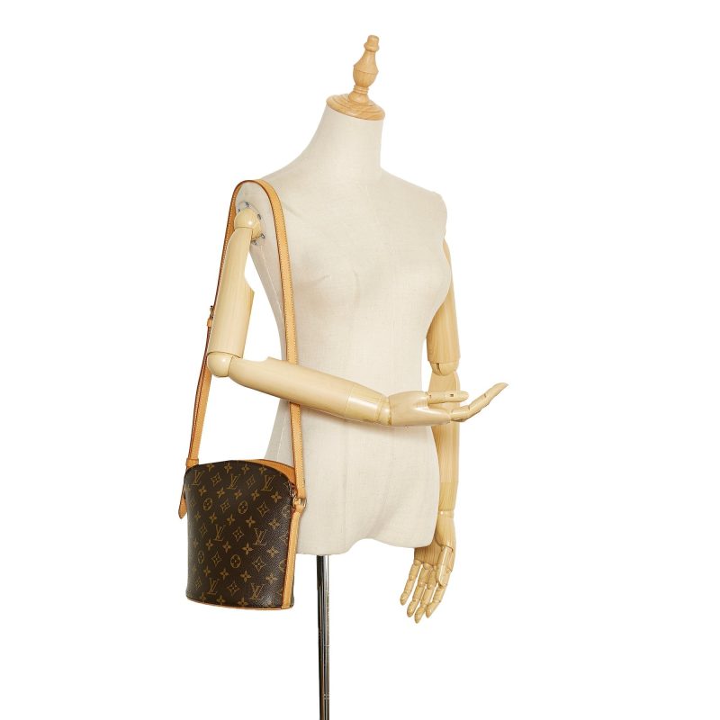 Louis Vuitton Drouot Monogram Canvas - Logoexplore - Image 8