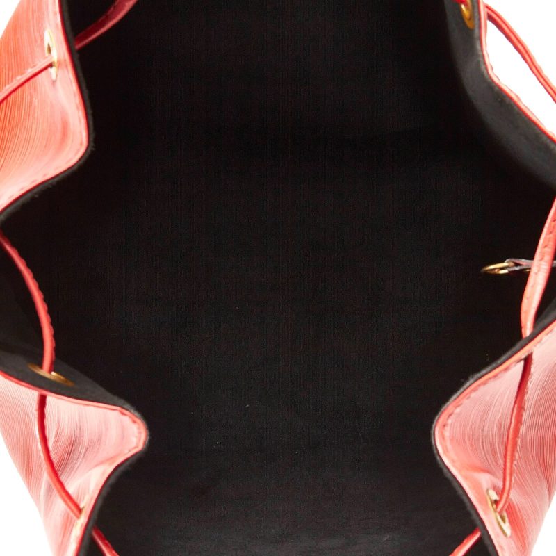 LOUIS VUITTON Epi Petit Noe Bucket Bag - Logoexplore - Image 5