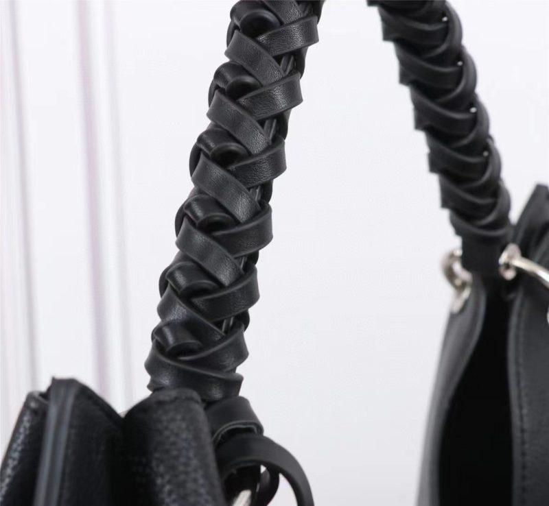 Louis Vuitton Carmel Bag All Black - Logoexplore - Image 3