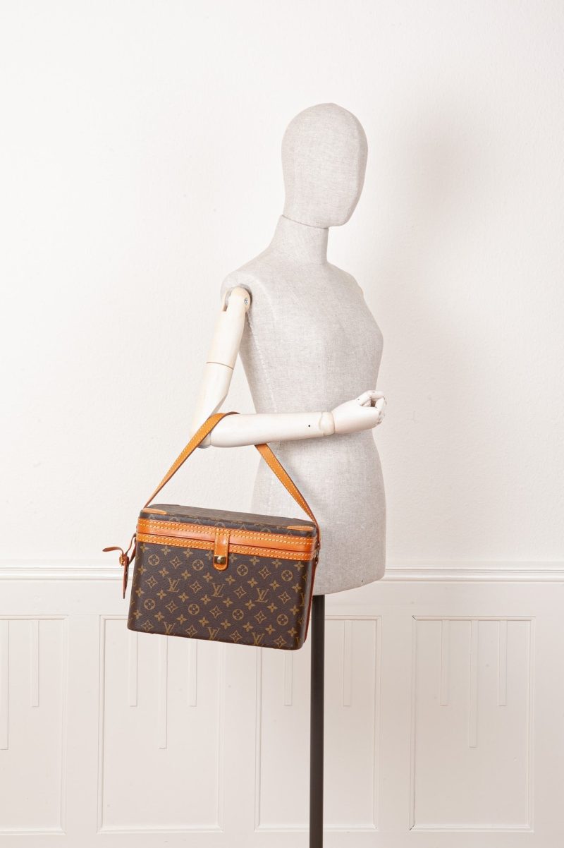 LOUIS VUITTON Cosmetic Trunk Canvas MNG - Logoexplore - Image 2