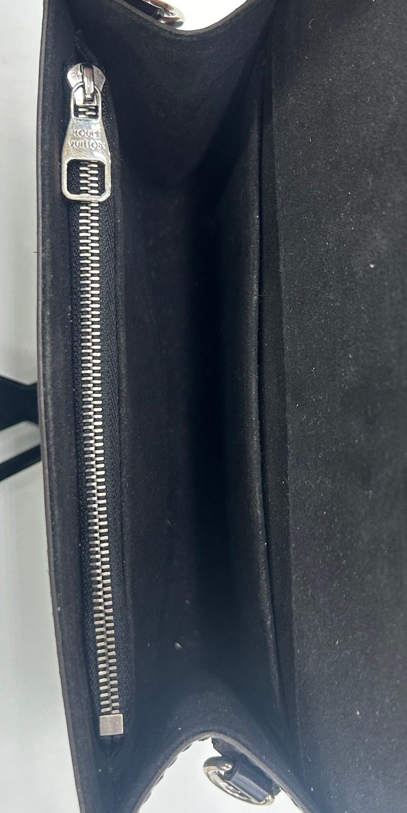 Louis Vuitton Black Epi Louise Strap PM Bag - Logoexplore - Image 10