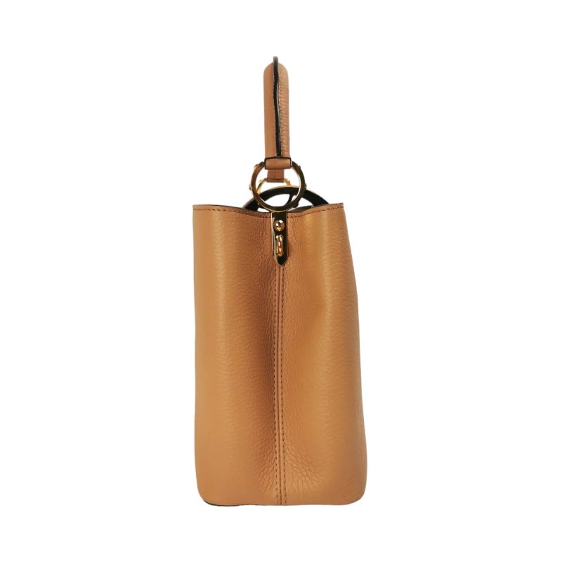 Louis Vuitton Capucines MM Arizona Beige Taurillon - Logoexplore - Image 7