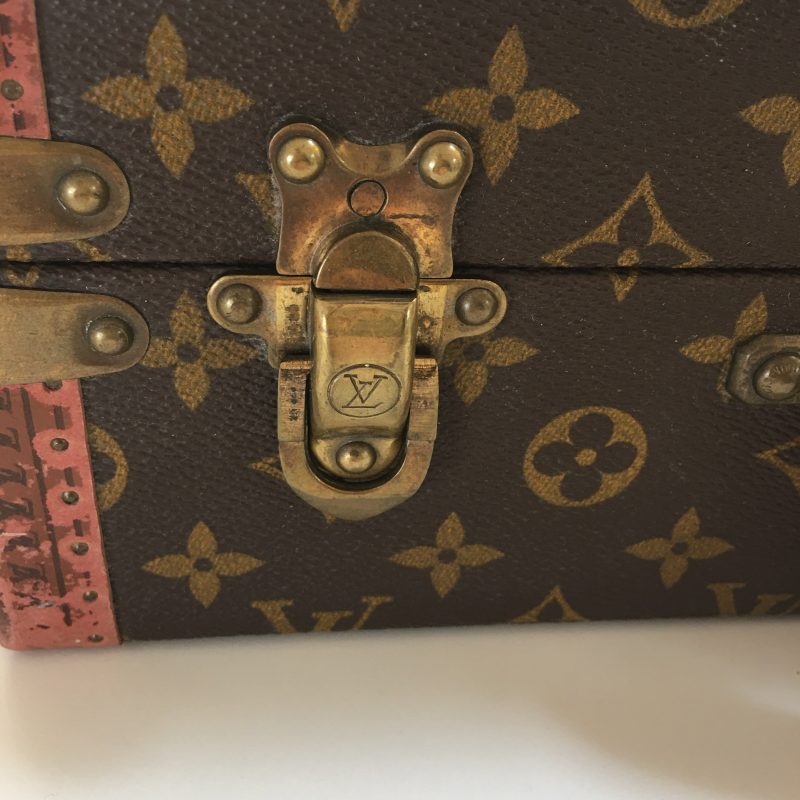 LOUIS VUITTON Cotteville Case Monogram Trunk - Logoexplore - Image 9