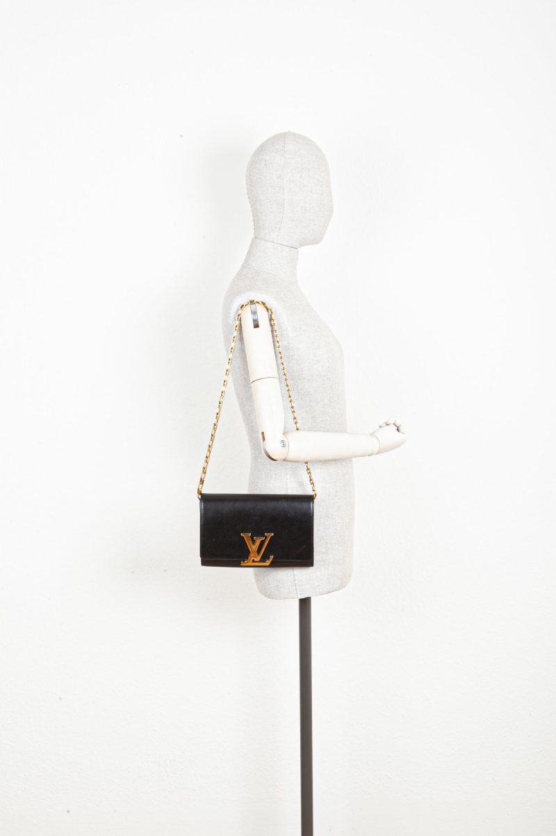 LOUIS VUITTON Chain Louise Bag GM Black - Logoexplore - Image 2