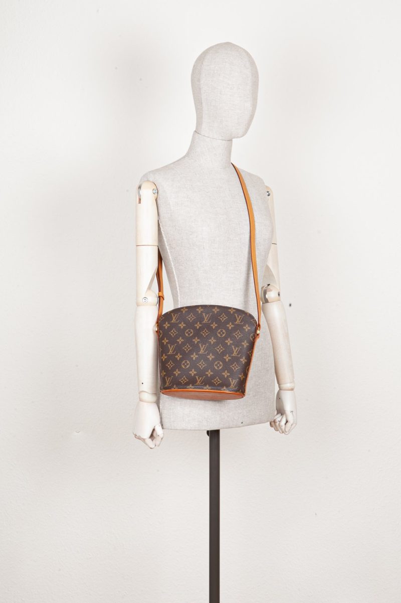 LOUIS VUITTON Drouot MNG - Logoexplore - Image 2