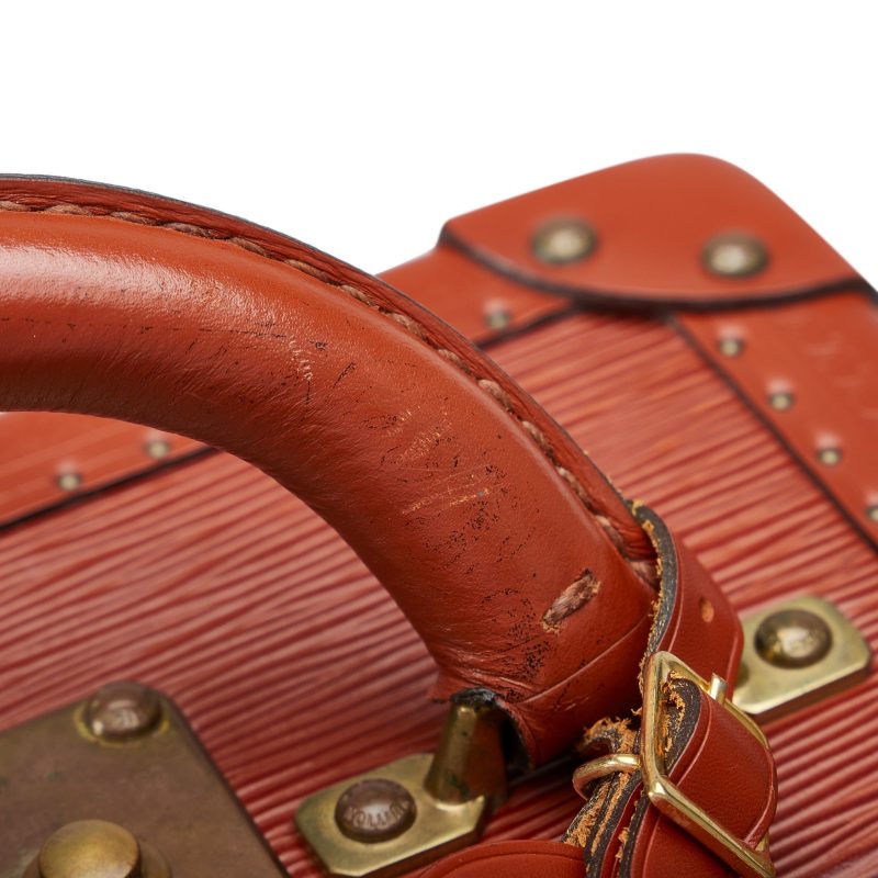 LOUIS VUITTON Epi Tabor 26 Trunk Handbag - Logoexplore - Image 9