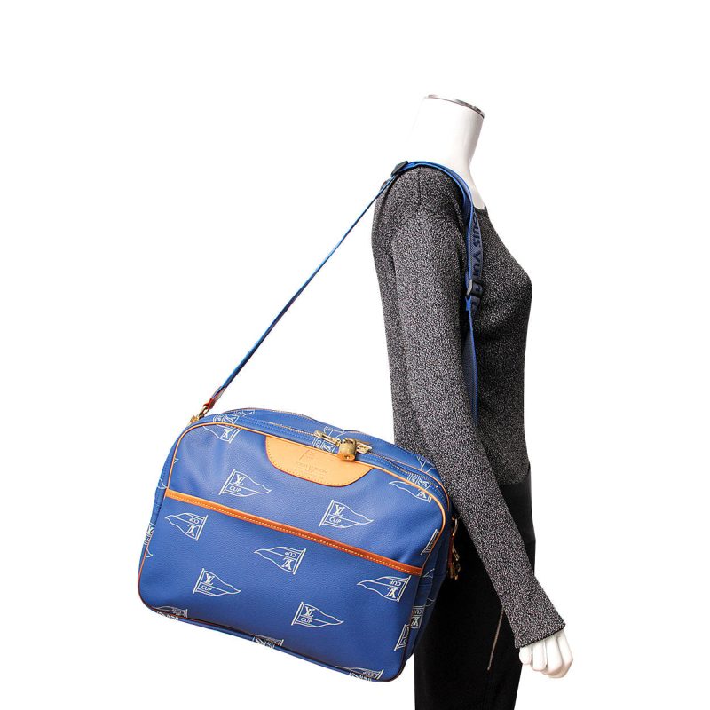 LOUIS VUITTON Canvas 1991 LV Cup Sail Sac Cowes Messenger Blue - Logoexplore - Image 2