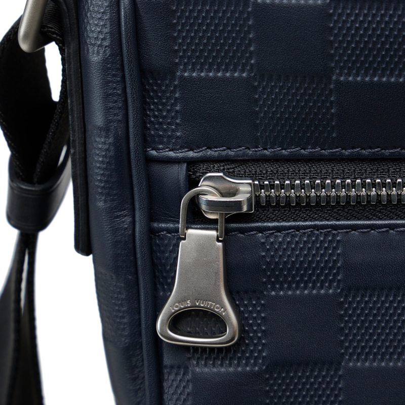 LOUIS VUITTON Damier Infini District MM Crossbody Bag - Logoexplore - Image 8