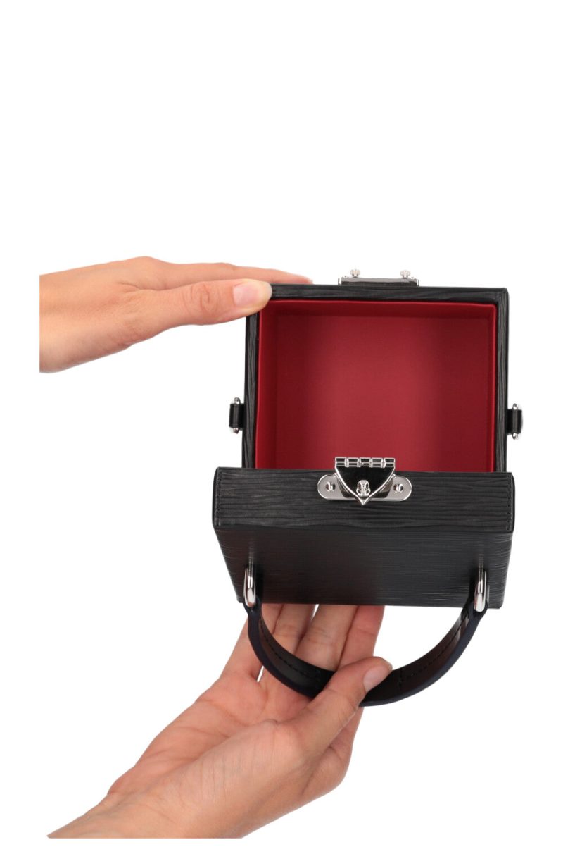 LOUIS VUITTON Bleecker Box - Logoexplore - Image 8